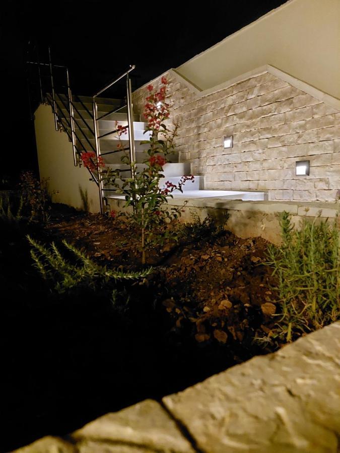 Holiday Home Kate Vis Buitenkant foto